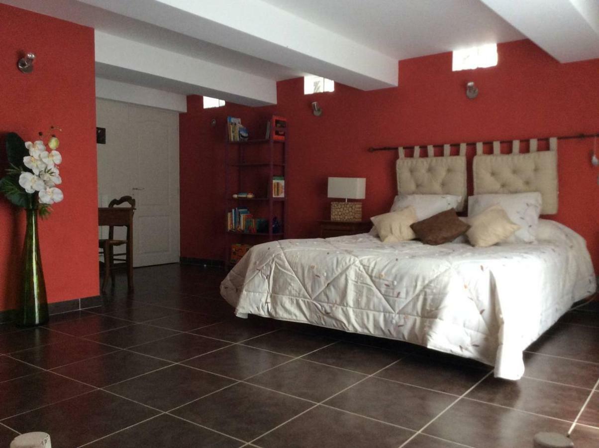 Clot De Felines Chambre Spacieuse Ξενοδοχείο Entrevaux Εξωτερικό φωτογραφία